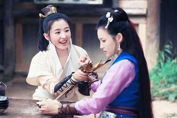 外表清秀凭《超级女声》出道的张含韵，如今过得怎样？