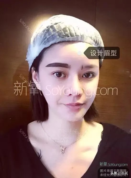 有哪些明星的机场素颜照其实是“伪素颜”?怎么做到的?