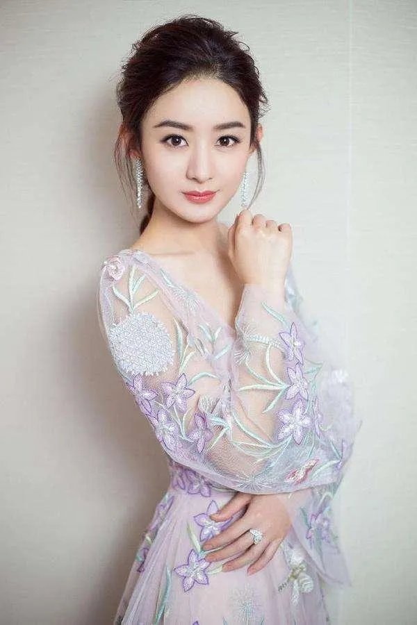 赵丽颖在时尚圈的地位怎么样?