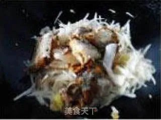 萝卜丝烧带鱼