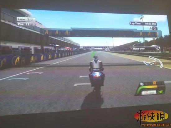 《MotoGP 13》上手评测:真是还原的摩托驾驶