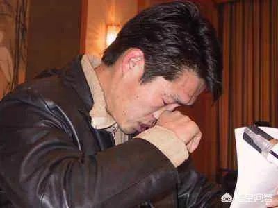 为什么说宿茂臻是被迫退役？