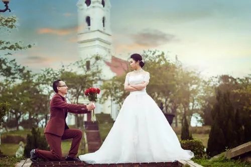 拍一套婚纱照价格多少 怎样选择自己满意的婚纱影楼