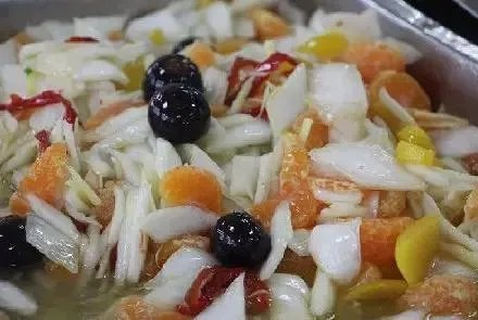 为什么大学食堂会出一些很怪的菜？