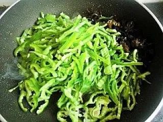 简单家常菜---青椒炒肉丝