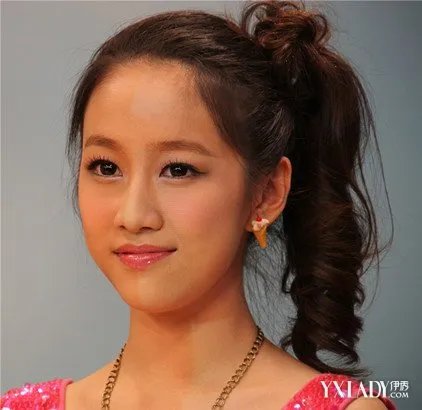 于小彤刘美含身高差是多少彤哥私下情窦初开