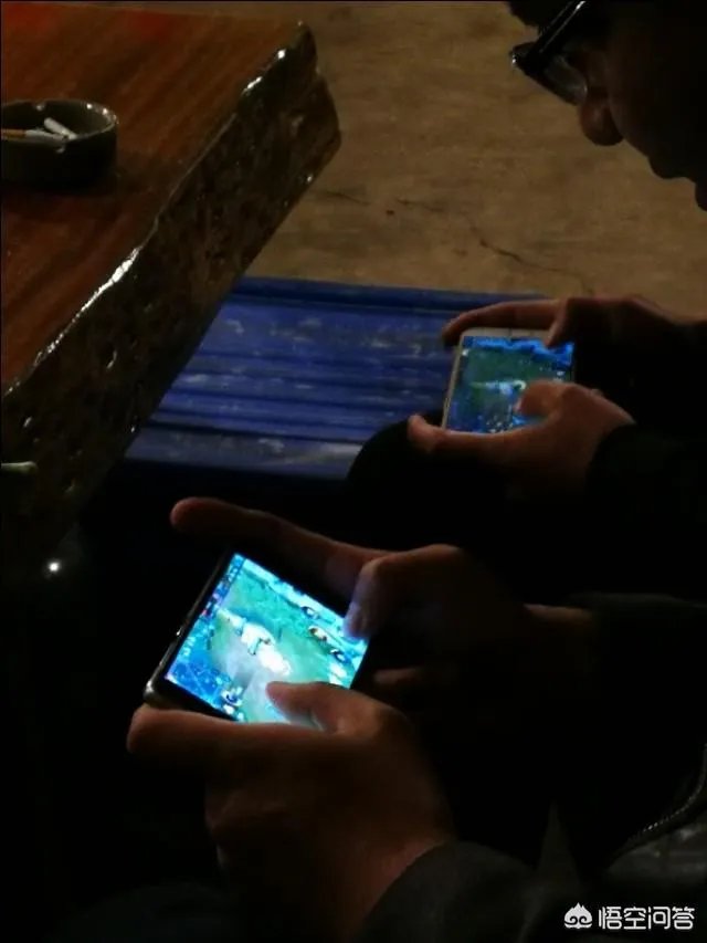 假如有人给你50元一天让你不接触手机,你能坚持多久?
