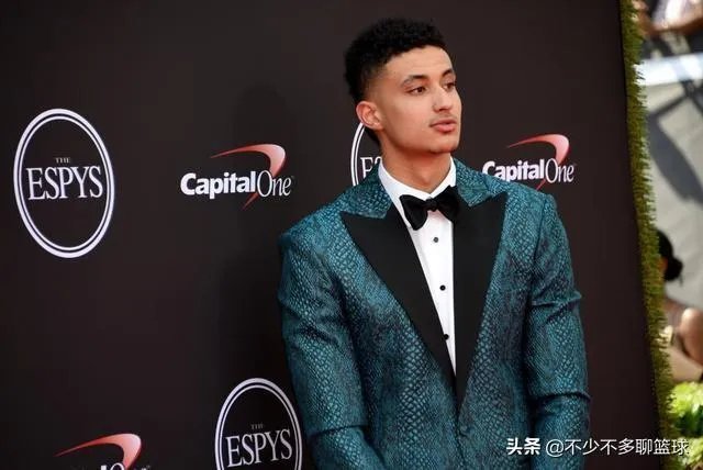 湖人为何对库兹马如此看中,库兹马在球队阵容中起到什么角色?