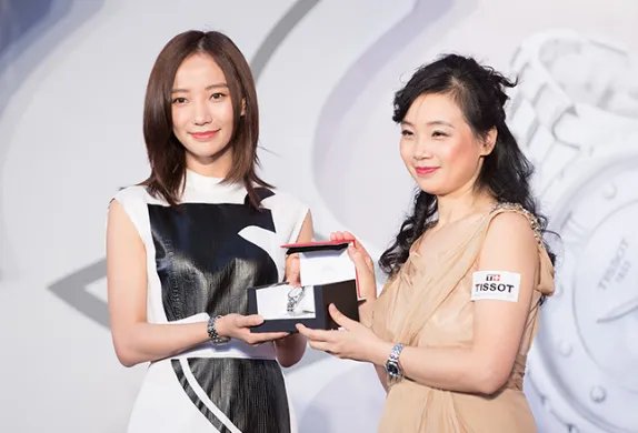 王珞丹什么时候结婚的