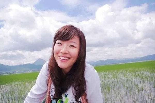 宋_前妻杨慧近照曝光,离开宋_后她过的如何?
