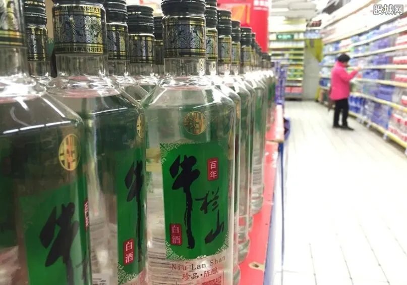 老酒回收价格表 一般哪里可以回收烟酒