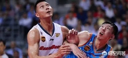 周琦加盟辽宁男篮的新闻事件炒得沸沸扬扬，是因为周琦对新疆男篮不够厚道吗？为什么？