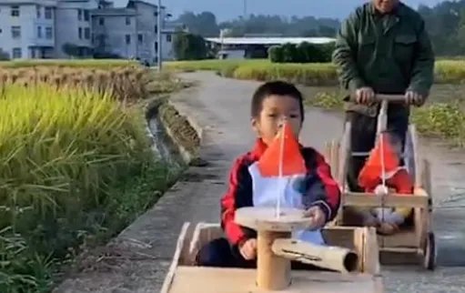 69岁木工爷爷给孙子制作国庆礼炮，爷爷是怎么制作的？