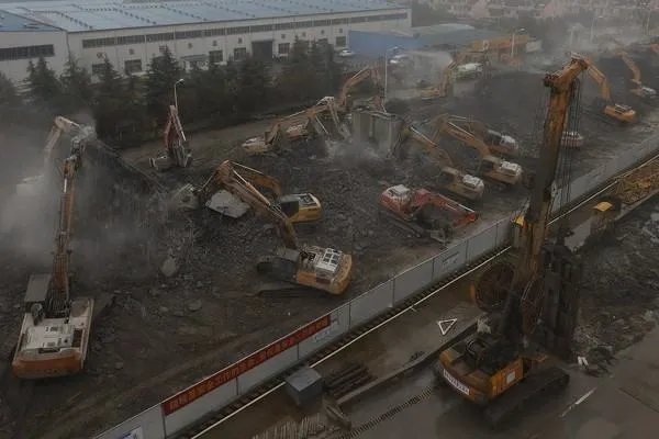 无锡高架桥的事故中，该桥梁工程师需要负责吗？