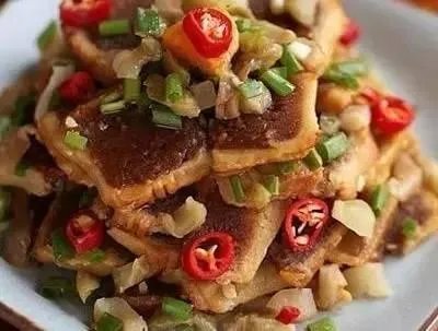 为什么大学食堂会出一些很怪的菜？