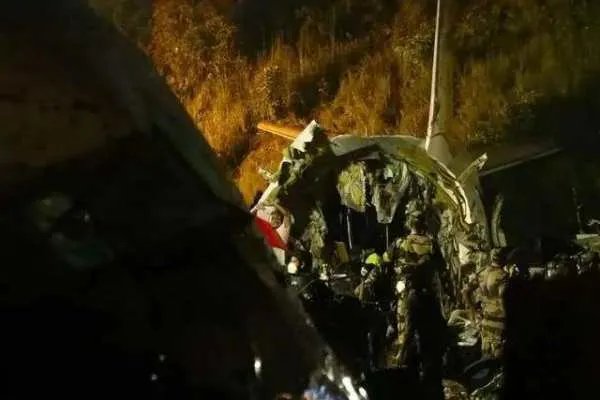 印度航空技术有多厉害,为何会在落地时冲出跑道?
