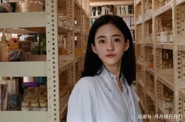 “花蛇”潘南奎沦落到酒吧捞金,潘南奎整容前后差别大吗?