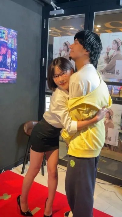 被誉为最强人造人的深田咏美,已经参透了网红真谛?