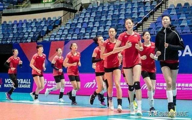 东京奥运前女排三大赛事全部取消，郎平回应颇含深意，她都说了些什么？会选择续约吗？