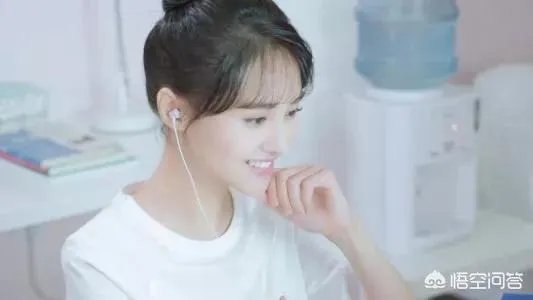 如何看待胡彦斌否认和郑爽复合这件事?