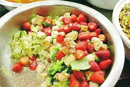 为什么大学食堂会出一些很怪的菜？