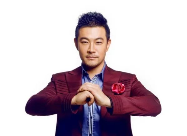 他是毁掉庾澄庆家庭的真凶,殴打伊能静,如今还是一个人生活,他是谁?