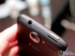 安卓智能野兽 HTC Desire售价依然高端