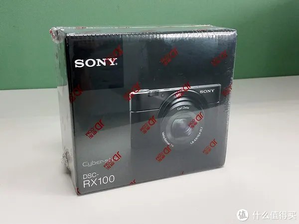 卡片or微单？Sony 索尼 RX100 一代开箱与 NEX-5T 简单对比