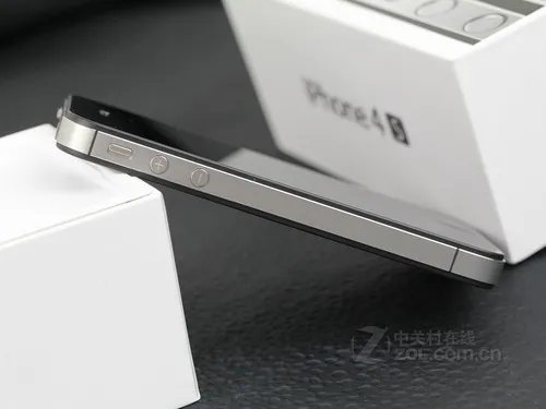 经典精致 苹果iPhone 4S 16G 仅2400元