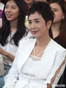 孙俪获得飞天奖实现视后大满贯,获得大满贯的还有谁?