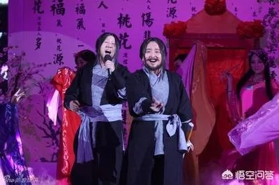 如何评价腾格尔唱的《隐形的翅膀》呢?