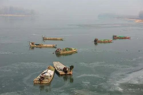 15岁少年在淄川留仙湖划船时落水身亡,如何避免类似意外事故的再次发生?