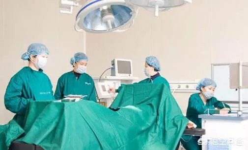女子怀孕11次都没保住,丈夫得知真相后痛悔,生育前不能碰哪些事?