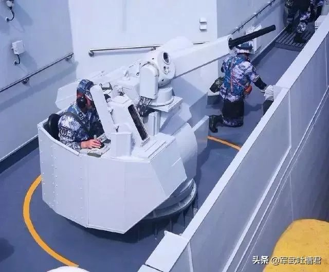 056护卫舰只有8枚小导弹,为何是世界防空能力最强的轻型护卫舰?