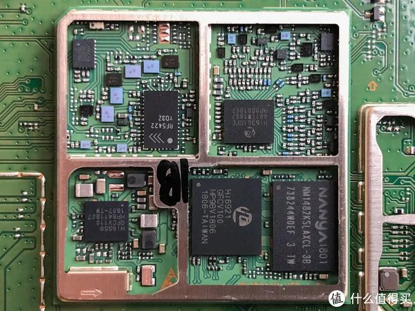 免布线畅享自由:华为4G路由2 全4G无线路由 拆解测评