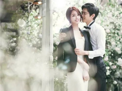 长沙婚纱摄影工作室哪个好 几款经典的新娘婚纱照造型