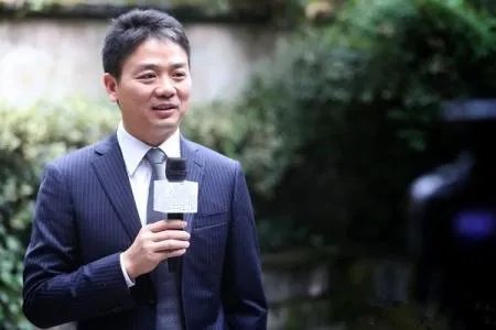 刘强东做了村长,你怎么看?