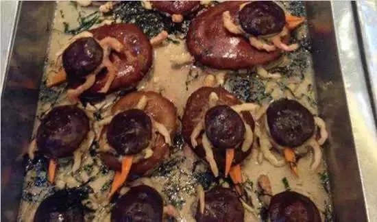 为什么大学食堂会出一些很怪的菜？