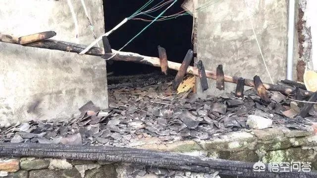 1月20日四川威远县消防战士吴俊寰救火时牺牲,如何看待和平时期的消防兵?
