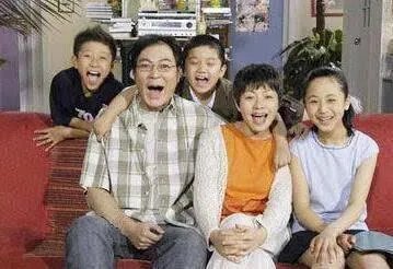 从小到大你都看过哪些好看印象深刻的电视剧,分享一下经历?