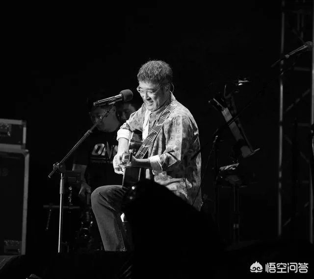 李宗盛唱谁在背后放冷枪是哪首歌?