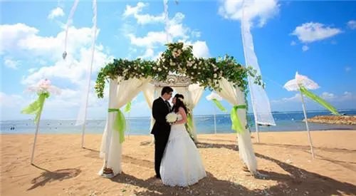 西式婚礼现场布置几大要点 举办西式婚礼的必选之地