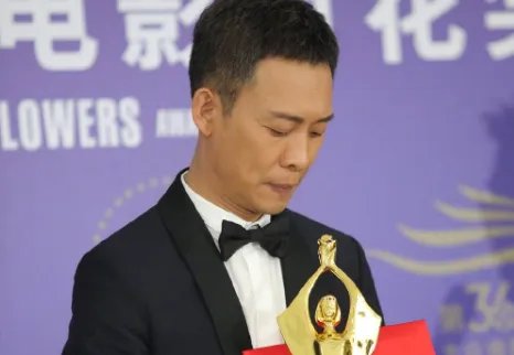 张译获最佳男主角,问:打败吴京拿到影帝开心吗?高智商回答太赞,咋说的?