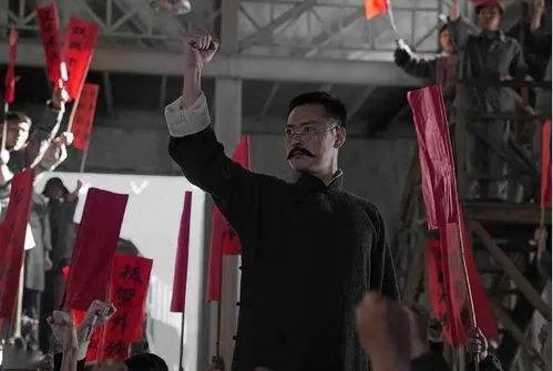 白玉兰入围名单揭晓,《觉醒年代》成功入围,你觉得它获奖的几率有多大?