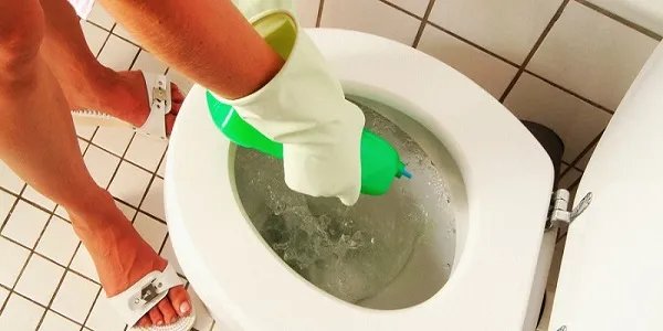 下水道堵塞疏通小妙招 如何疏通堵塞的下水道
