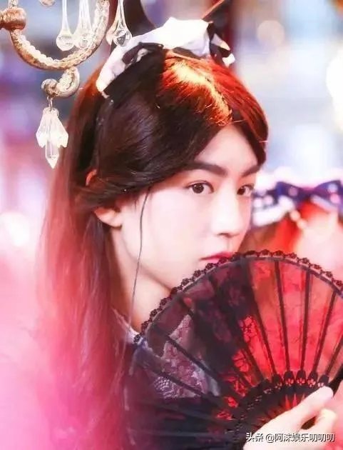 有哪些男明星的女装扮相很惊艳?
