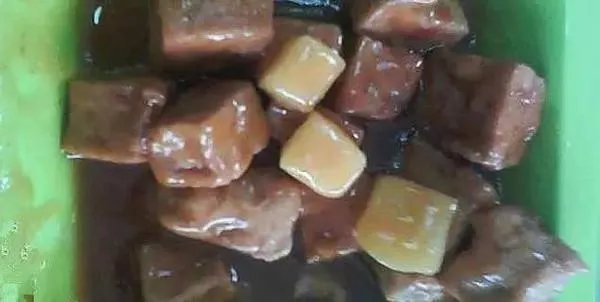 为什么大学食堂会出一些很怪的菜？