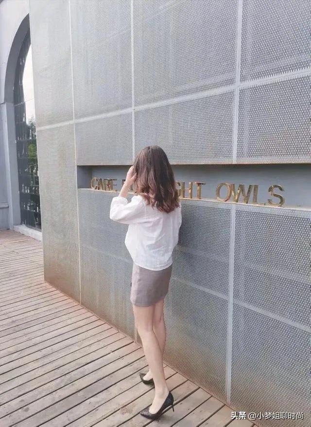 大胸妹怎么穿衣服？