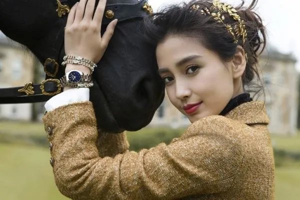陈伟霆的绯闻恋情不少，坐实的都有哪些女明星？