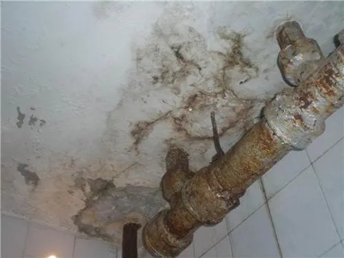 铸铁管漏水怎么办 彻底解决铸铁管渗漏的方法